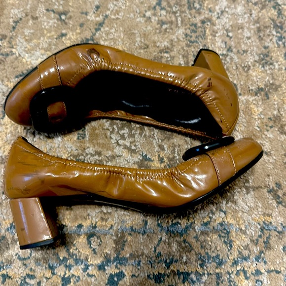 Prada shoes - Picture 2 of 4